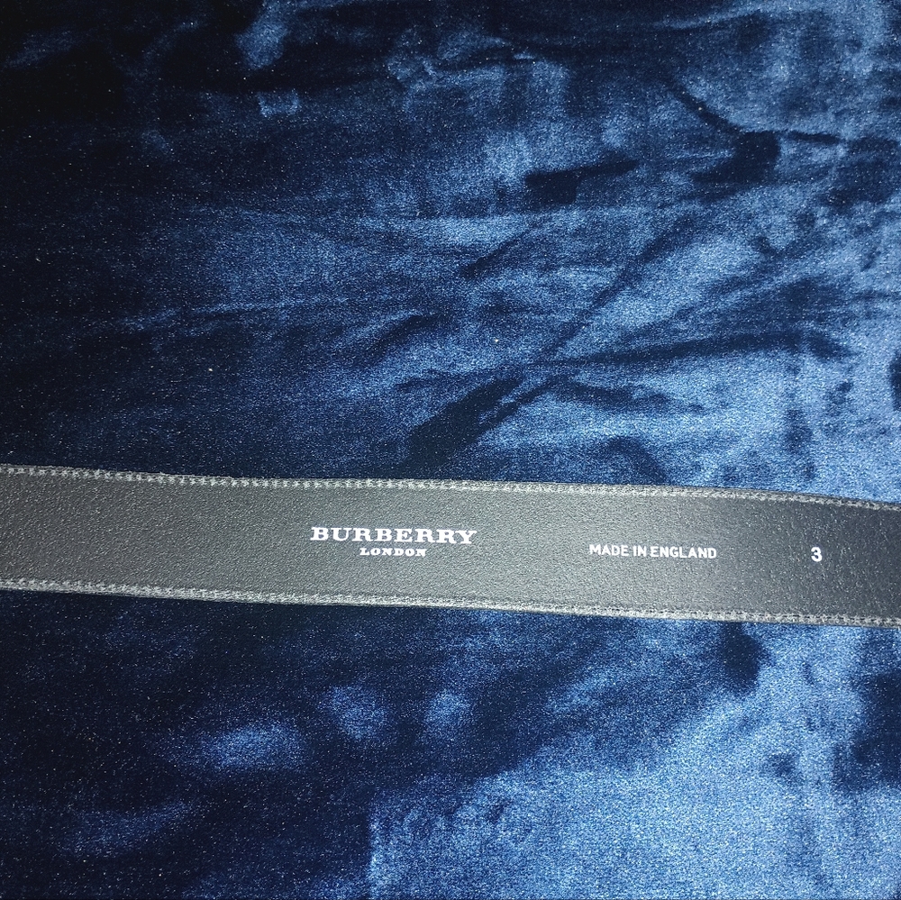 Black Burberry adjustable belt